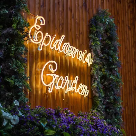 Epidamn Boutique & Hotel 4*