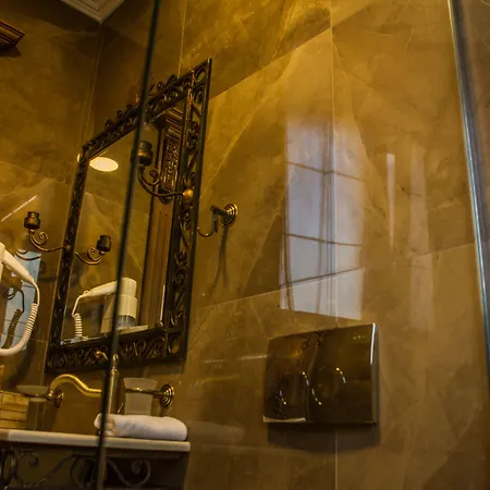 Szálloda Epidamn Boutique & 4*