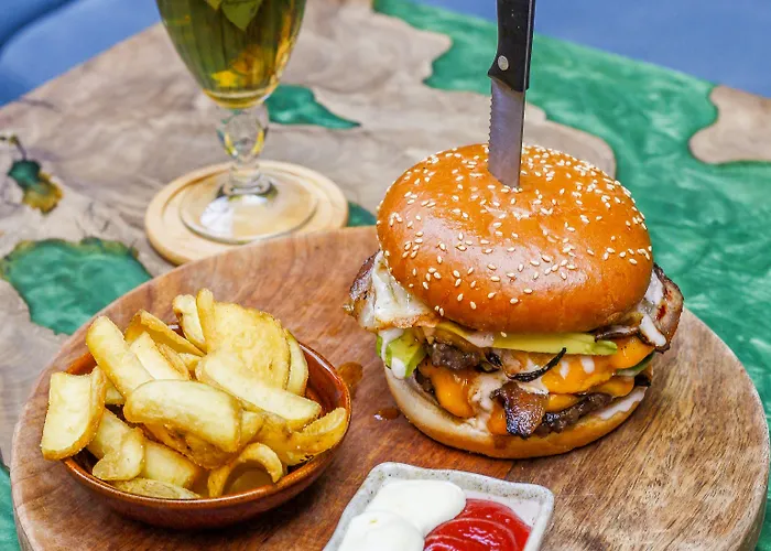 Epidamn Boutique & Hotel