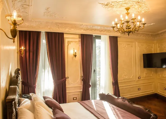 Epidamn Boutique & 4*