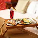 Epidamn Boutique & Hotel 4*