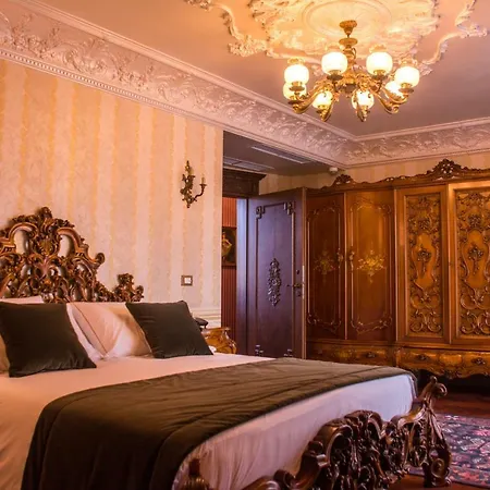 Epidamn Boutique&spa Hotel 4*