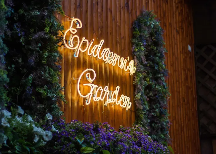 Epidamn Boutique & 酒店 4*