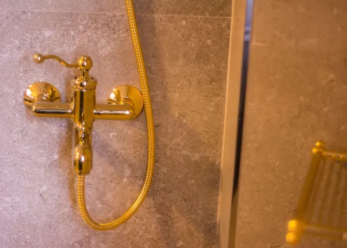 酒店 Epidamn Boutique &